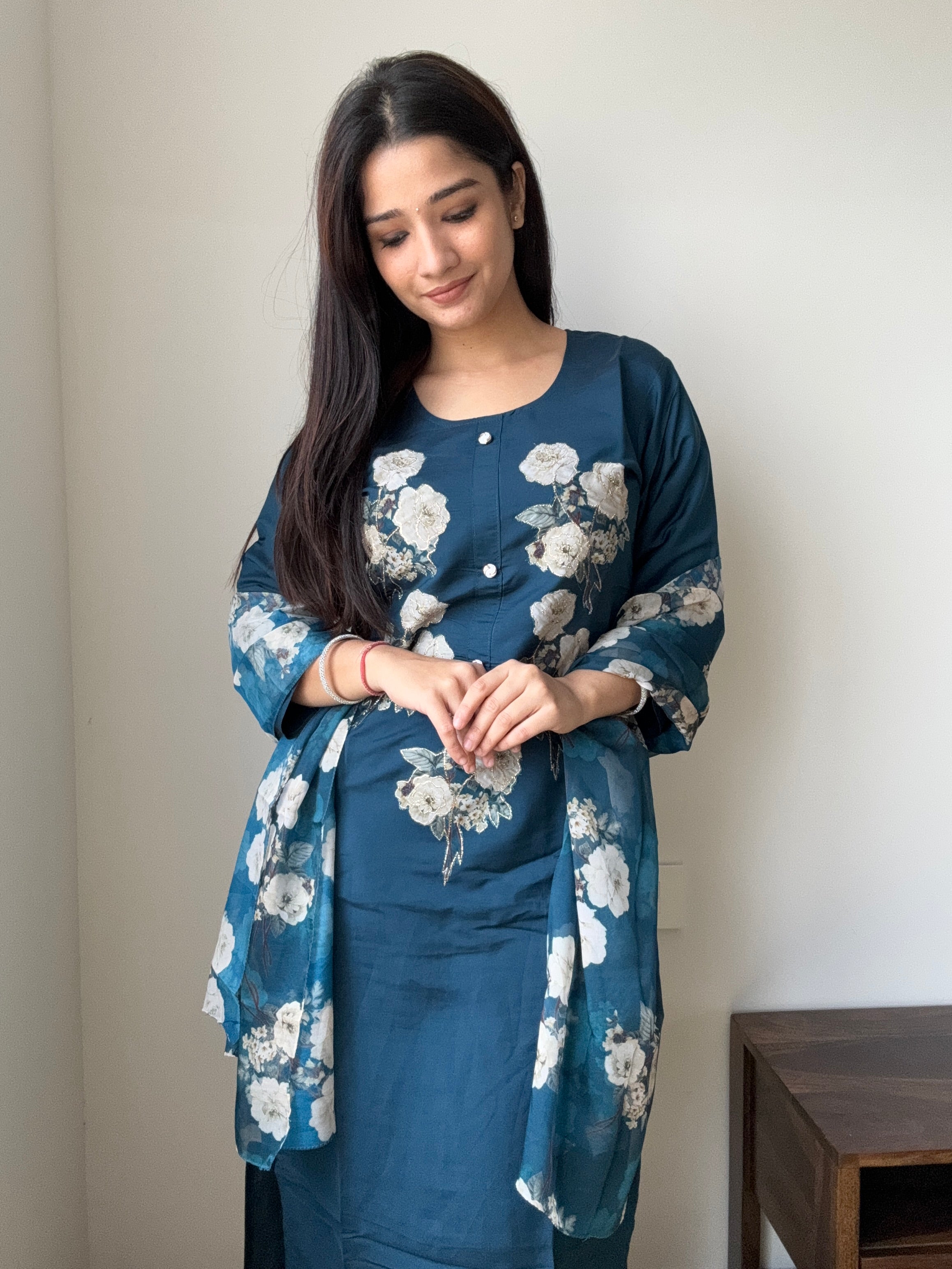 Grey Hand Print Silk Kurtis Traditional Wear Gown - Zakarto